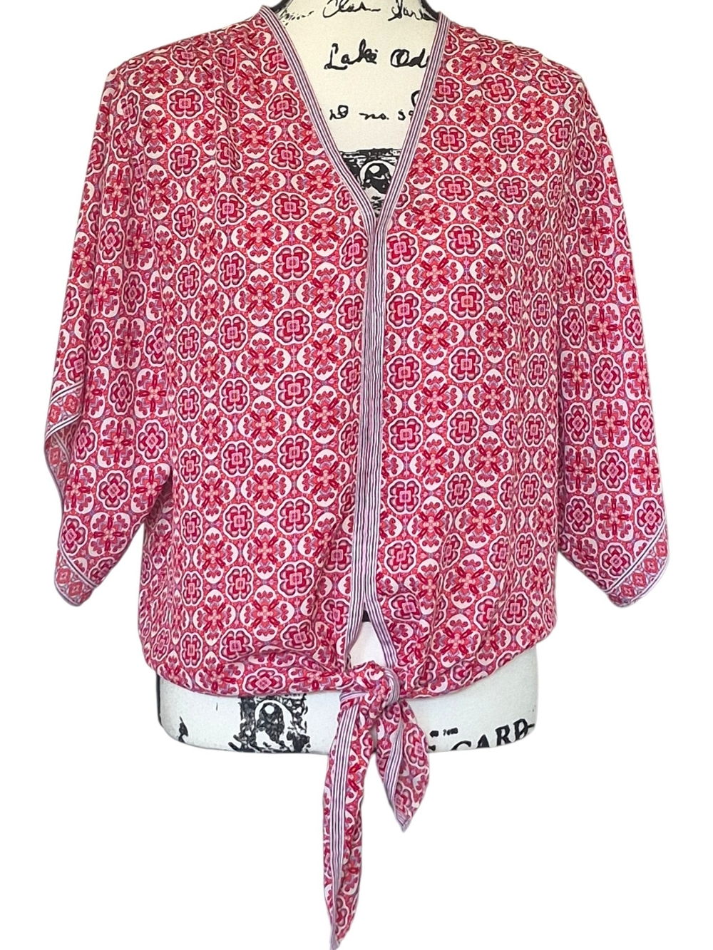 Max Studio Red Geometric Medallion Kimono Tie Front Blouse Top M Boho Coastal